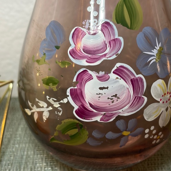 ๐ Hand Painted Lilac Glass Vase ๐ - Picture 3 of 16